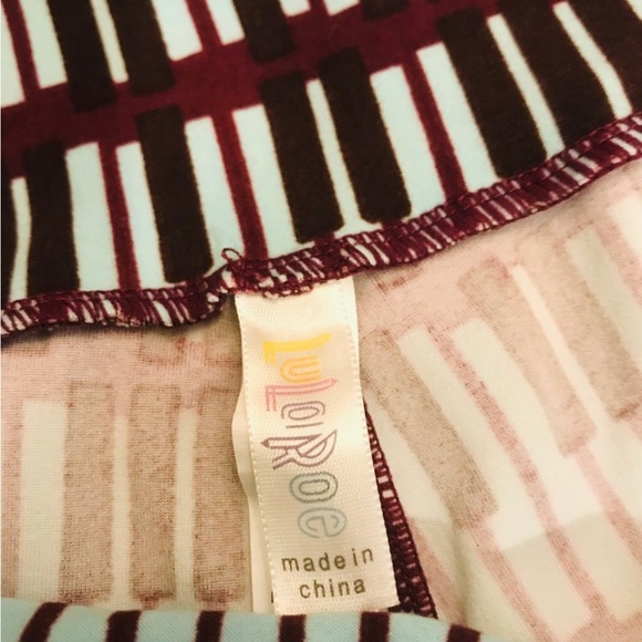 LULAROE piano keys stretchy leggings OS S M L XL - Picture 2 of 4